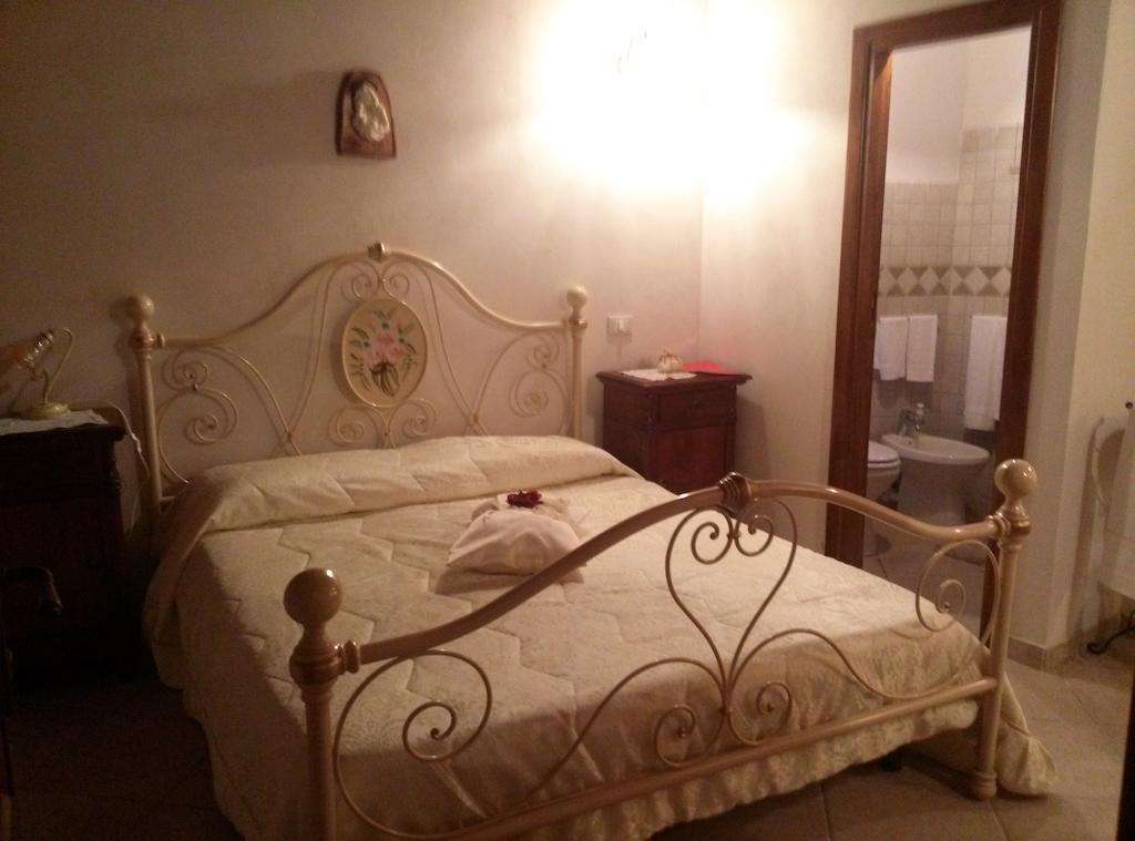 B&B Il Tulipano Sul Lago Colle di Tora Phòng bức ảnh