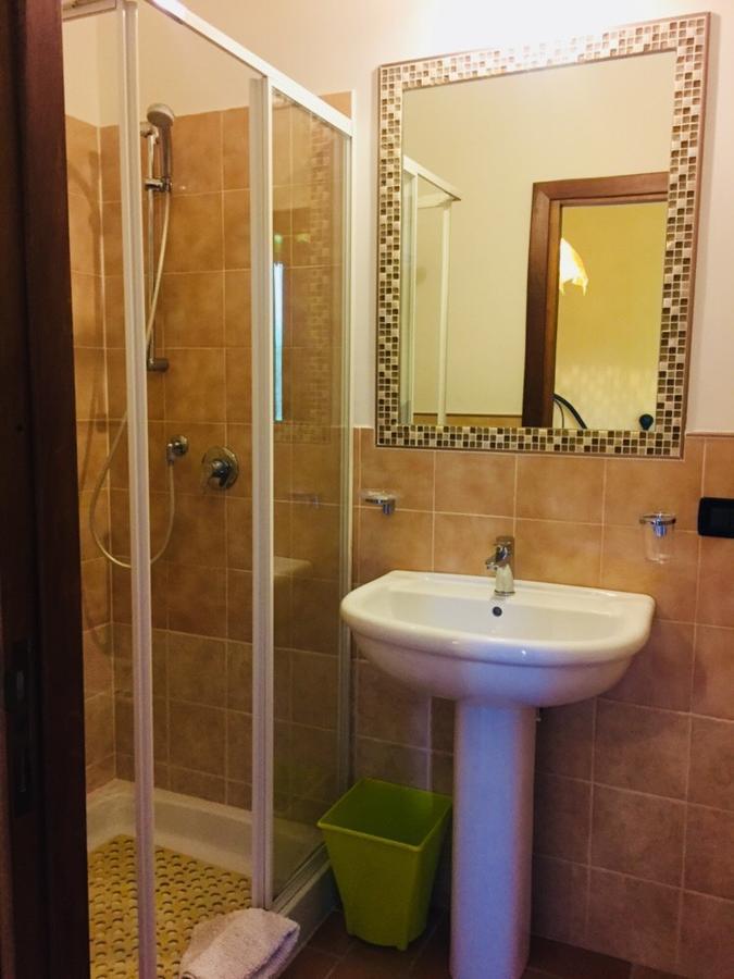B&B Il Tulipano Sul Lago Colle di Tora Ngoại thất bức ảnh