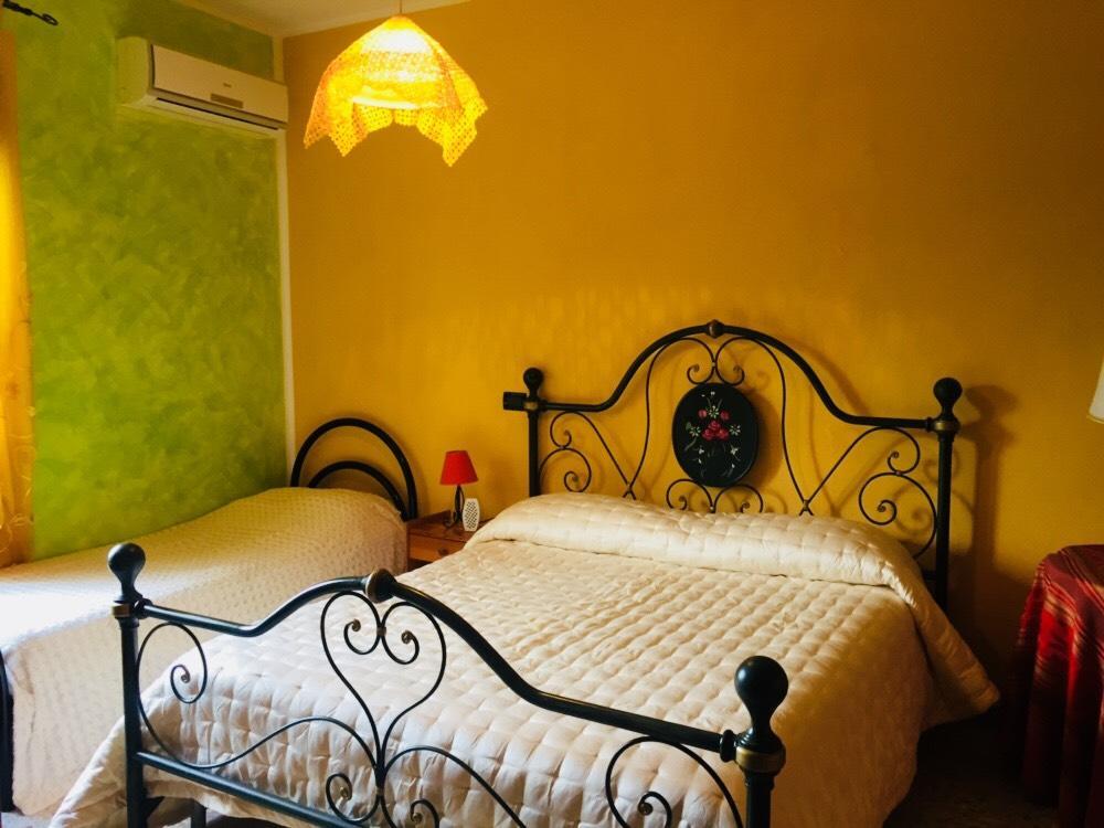 B&B Il Tulipano Sul Lago Colle di Tora Ngoại thất bức ảnh